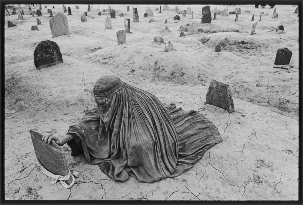 nachtwey-james-afghanistan-1996
